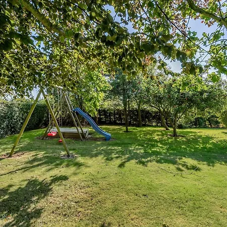 Semesterbostad Leandra - 600m From The Sea By Interhome *