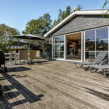 Leandra - 600m From The Sea By Interhome 度假居
